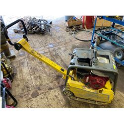 FT.MAC: WACKER NEUSON BPU 3050A PLATE TAMPER