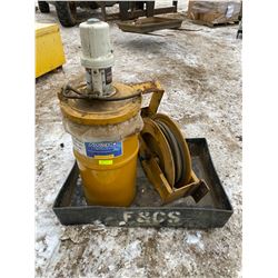 FT.MAC: 24” x 36” SPILL TRAY C/W AIR OPERATED