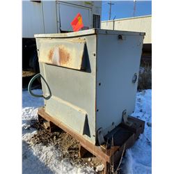 FT.MAC: TRANSFORMER -KVA & VOLTAGE UNKNOWN