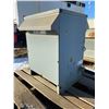 Image 1 : FT.MAC: 30 KVA 600-208Y/120 VOLT TRANSFORMER