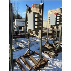 FT.MAC: TEMPORARY POWER PANEL C/W 10 120 VOLT, 15