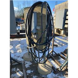 FT.MAC: TEMPORARY POWER PANEL C/W SIX 120 VOLT,