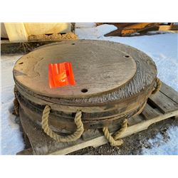 FT.MAC: LOT OF TWO 40" CRANE OUTRIGGER PADS