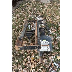 STURG.CNTY: LOWE 750CLH SKID STEER AUGER DRIVE
