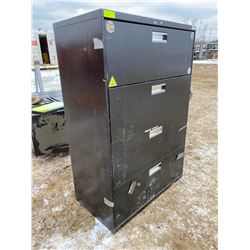 FT.MAC: 4 DRAWER LATERAL METAL FILING CABINET