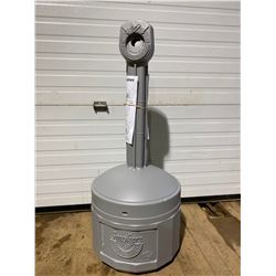 FT.MAC: SMOKERS - CEASE FIRE CIGARETTE BUTT