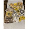 Image 3 : FT.MAC: LOT OF ASSORTED JOHN DEERE GASKETS, SHIMS,