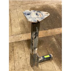FT.MAC: 2" RECEIVER MOUNT VICE STAND