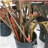Image 1 : FT.MAC: ASSORTED BROOMS, SHOVELS, SCRAPERS