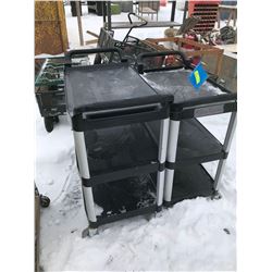 FT.MAC: LOT OF 2 PLASTIC & ALUMINUM 4 WHEEL CARTS