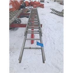 FT.MAC: 26 FOOT ALUMINUM EXTENSION LADDER