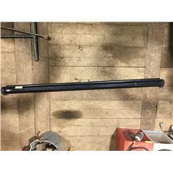 FT.MAC: 5 FOOT HANGING PROJECTOR SCREEN