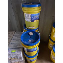 FT.MAC: 5 PAILS OF AWARD TRACTOR FLUID SYNTHETIC MG