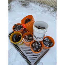 FT.MAC: LOT OF 10 PAILS OF ASSORTED STEEL & BRASS