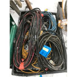 FT.MAC: ASSORTED ELECTRICAL EXTENSION CORDS
