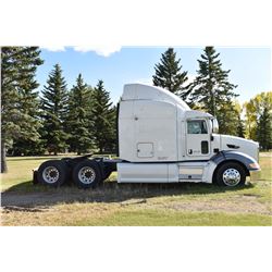 SH.PRK: 2013 PETERBILT HIGHWAY TRACTOR, 455HP