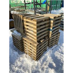 FT. MAC: TRAILER CRIBS