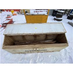 FT. MAC: WOODEN  BOX AND 7 FT T-POSTS