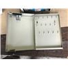 Image 2 : SH. PARK: METAL LOCKABLE KEY CABINET, HOLDS 30 KEYS