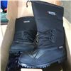 Image 1 : SH. PARK: PAIR OF BAFFIN VANGUARD SIZE 13 WINTER