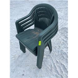 SH. PRK: LOT OF 4 PLASTIC DECK CHAIRS