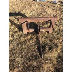 STURG.CNTY: 3 POINT HITCH BALE FORK
