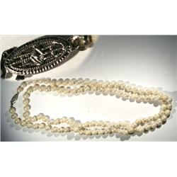 Ladys Single Strand 30 Pearl Necklace