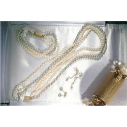 Ladys Tri Strand White&Grey Pearl Set