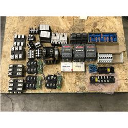 LOT OF MISC. CIRCUIT BREAKER / CONTACTOR / ELECTRICAL *SEE PICS FOR PARK #*