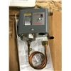 Image 2 : JOHNSON P70BA-1C PRESSURE CONTROL