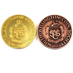 1998 South Wellington coin society (SWCS) Copper & 2017 Banquet Medal Including a full colour 135 pa