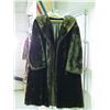 Image 1 : Vintage Fur Coat (Dark Brown) (NO SIZE: Shoulder to Shoulder: 19" and 43" L)