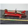 Image 3 : Motomaster 2Ton Hydraulic Floor Jack (Working)