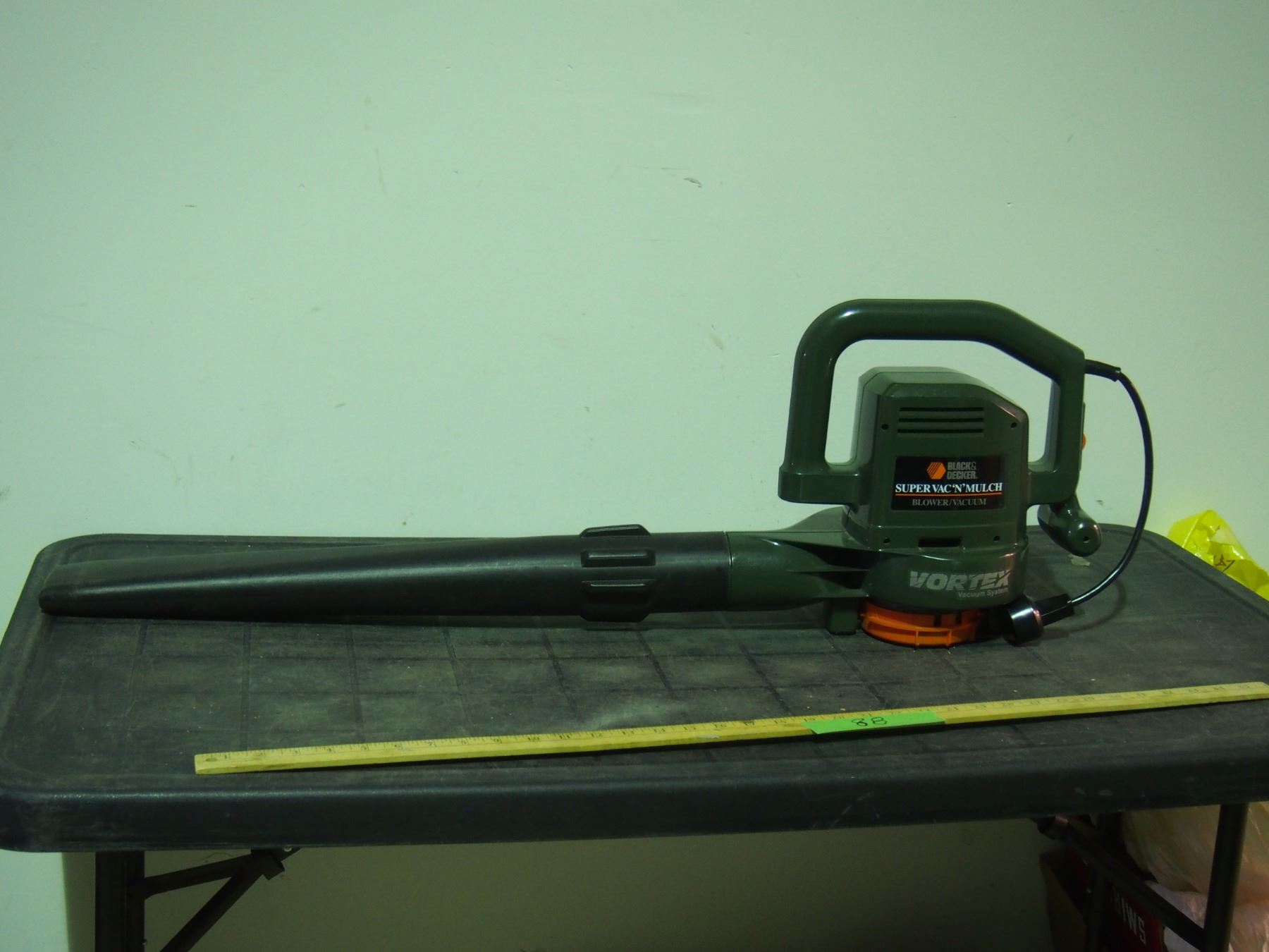 Black and Decker Super Vac N Mulch Blower/Vacuum Bodnarus Auctioneering