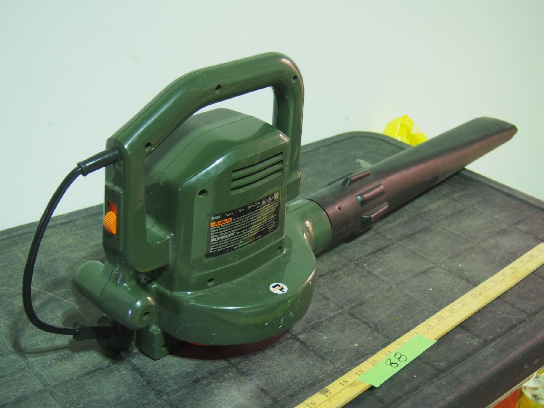 Black and Decker Super Vac N Mulch Blower/Vacuum Bodnarus Auctioneering