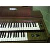 Image 3 : Yamaha Electric Organ