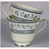 Image 8 : (135) Piece Vintage Minton Penrose Tableware Set