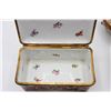 Image 13 : (3) French Capodimonte Style Porcelain Containers