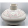 Image 7 : Southwestern Pottery Vase