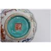 Image 10 : (2) Scalloped Chinese Porcelain Pieces