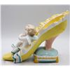 Image 9 : Porcelain Shoe with Cherubs Figurine