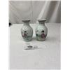 Image 1 : 2 Vintage Chinese Miniature Vases Hand Painted, 3.5"T