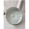 Image 2 : Vintage Satin Glass Lamp Shade
