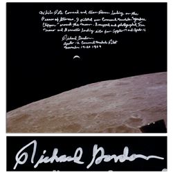 Dick Gordon Signed 20'' x 16'' ''Earthrise'' Photo