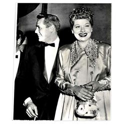 1953 Press Photo of Lucille Ball & Desi Arnaz at Emmy's