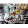 Image 3 : Musical Snow Globes