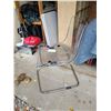 Image 2 : Ikea Acrylic Office Chair Cat C