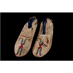 Crow Apsaalooke Beaded Moccasins c. 1890
