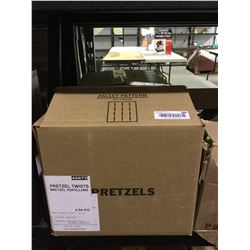 Case of Pretzel Twists (4.54kg)