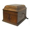 Image 2 : Oak cased table top Victor Victrola, mo